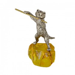 Серебряная статуэтка Кот с флейтой на янтарной подставке