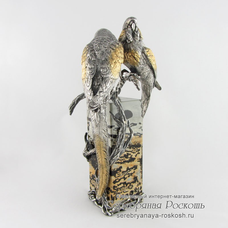 Серебряная статуэтка Попугаи