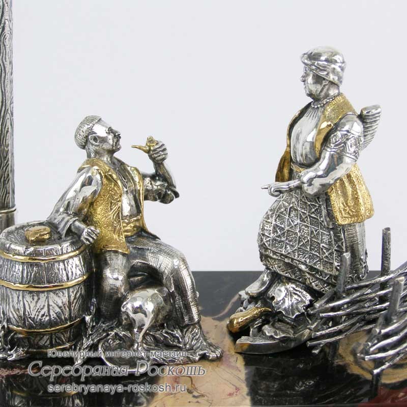 Серебряная визитница Казак с женой